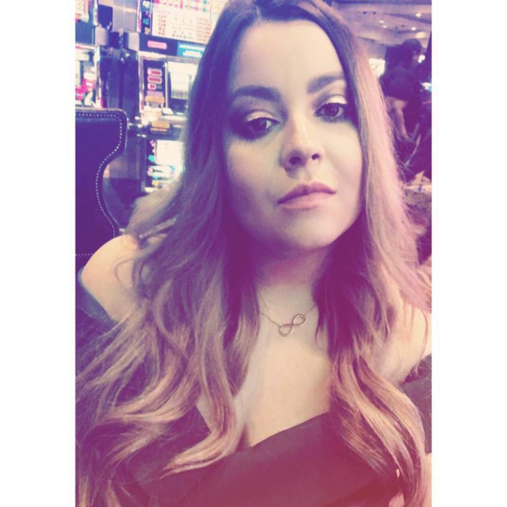 Meet your Posher, Denníz